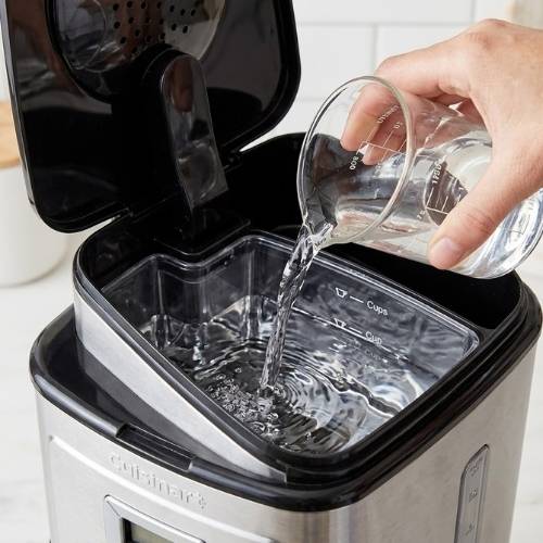 Cuisinart coffee maker leaking water